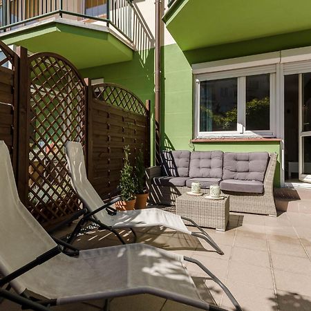 Chill Apartments Kabaty Family Warszawa Eksteriør billede