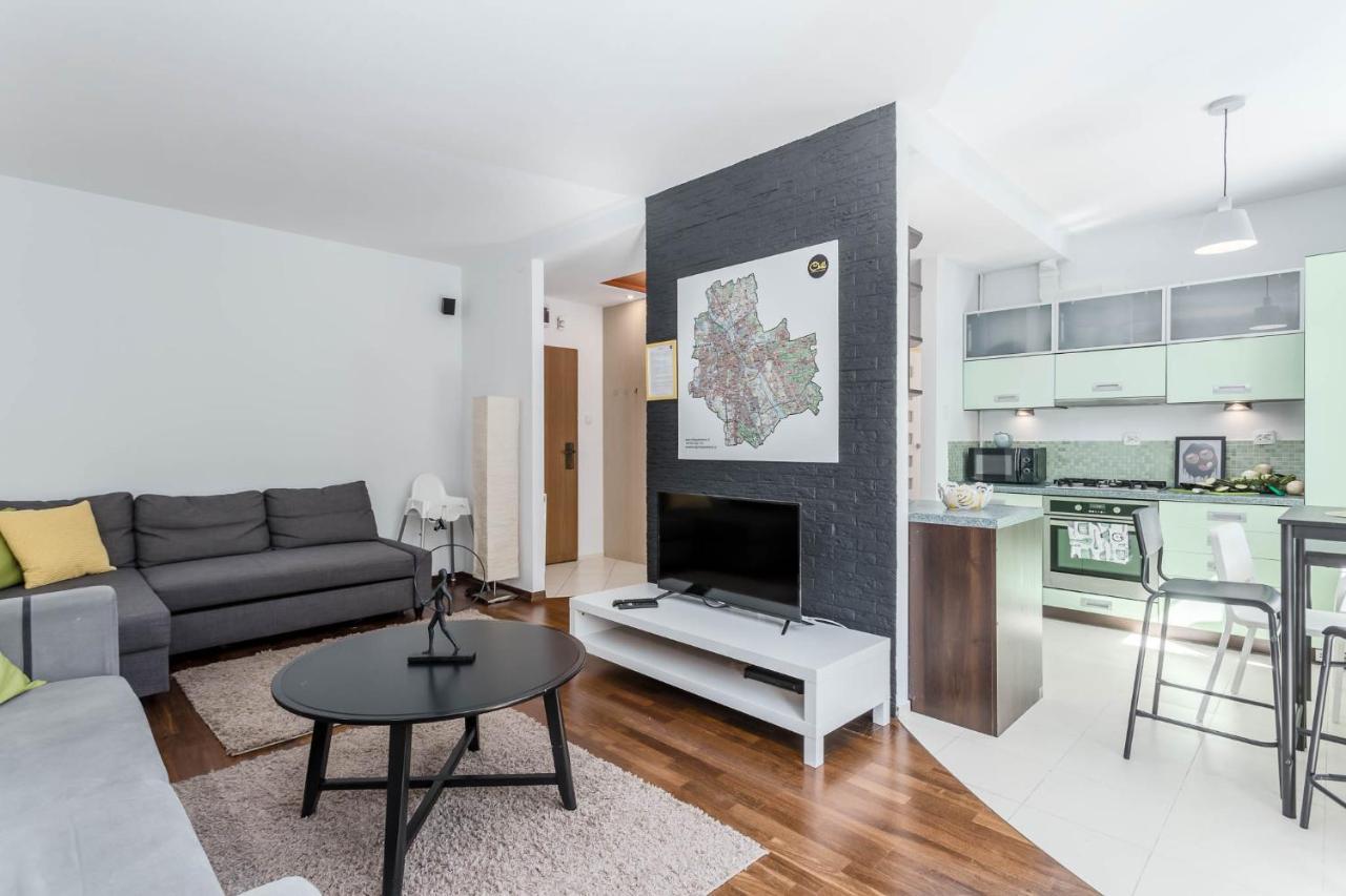 Chill Apartments Kabaty Family Warszawa Eksteriør billede