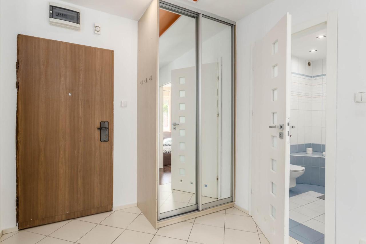 Chill Apartments Kabaty Family Warszawa Eksteriør billede