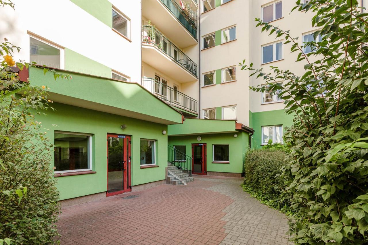 Chill Apartments Kabaty Family Warszawa Eksteriør billede