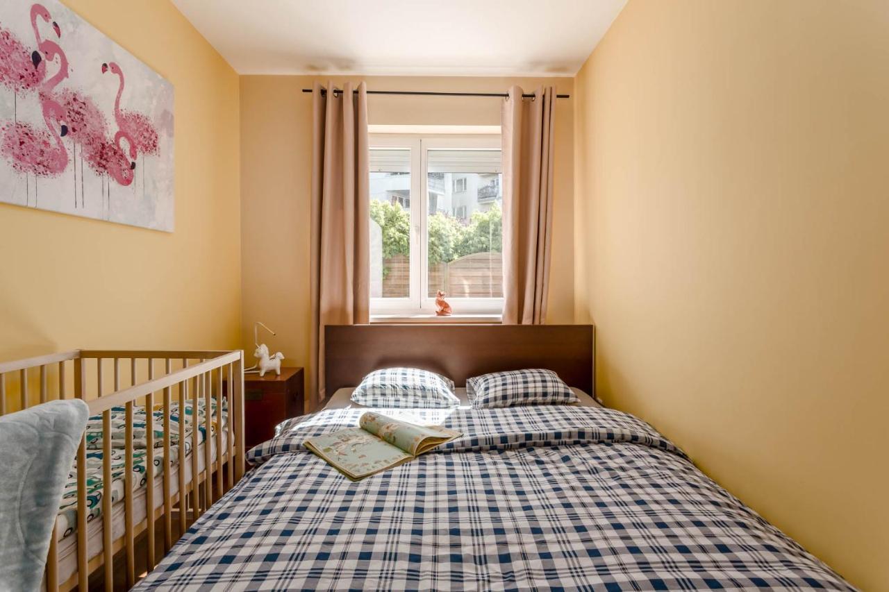 Chill Apartments Kabaty Family Warszawa Eksteriør billede